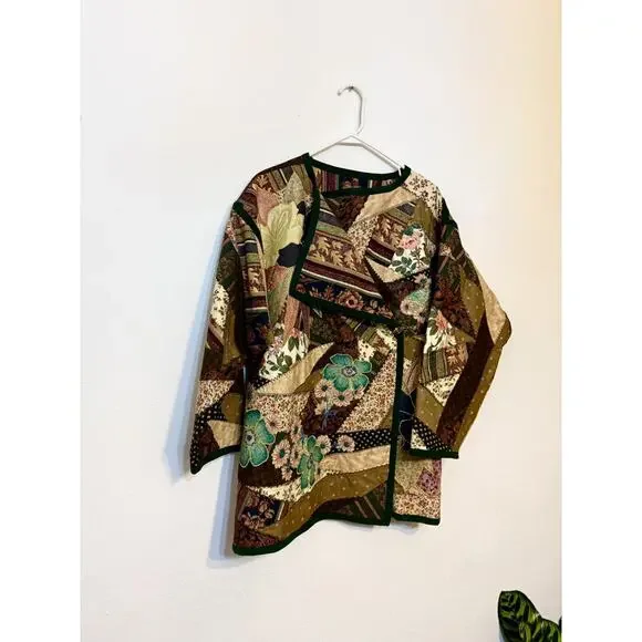 FESTIVAL Patchwork Quilt Large Jacket Upcycled Handmade Kimono Artsy New - Read - Picture 1 of 16